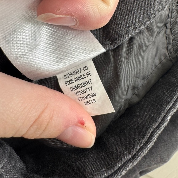 Old Navy Pixie Dark Gray Slim Fit Pants - Picture 6 of 6